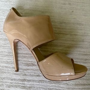 Jimmy Choo “Private” nude cuff open-toe sandals - 11